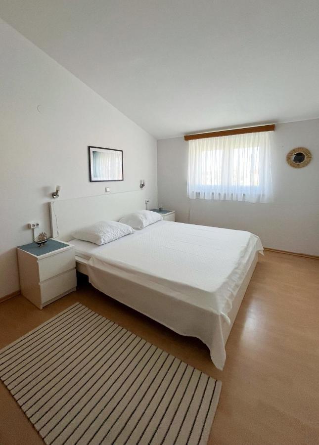 Apartments Dubravka เมดูลิน ภายนอก รูปภาพ