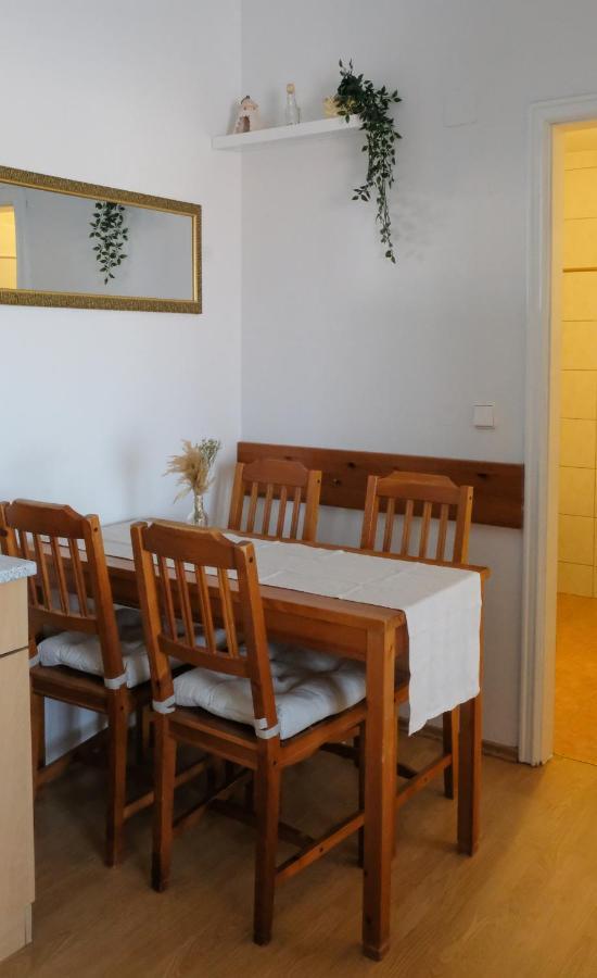 Apartments Dubravka เมดูลิน ภายนอก รูปภาพ
