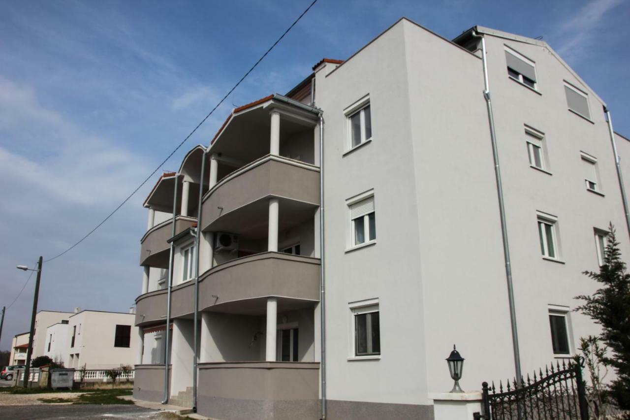 Apartments Dubravka เมดูลิน ภายนอก รูปภาพ